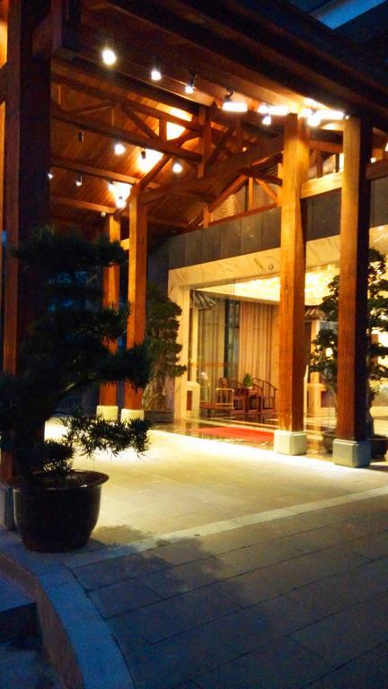 Dujiangyan Shuyin Zhihui Hotel Exterior foto